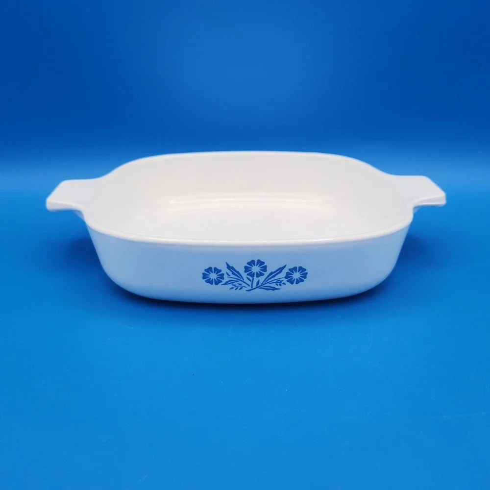 Corning Ware Cornflower Blue 7 inch Shallow Casserole Dish P-7-B 3/4 Quart 24 oz